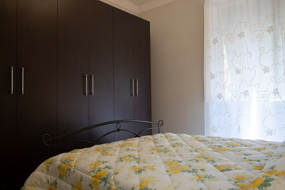 Фото Roma - VIA la Spezia 70