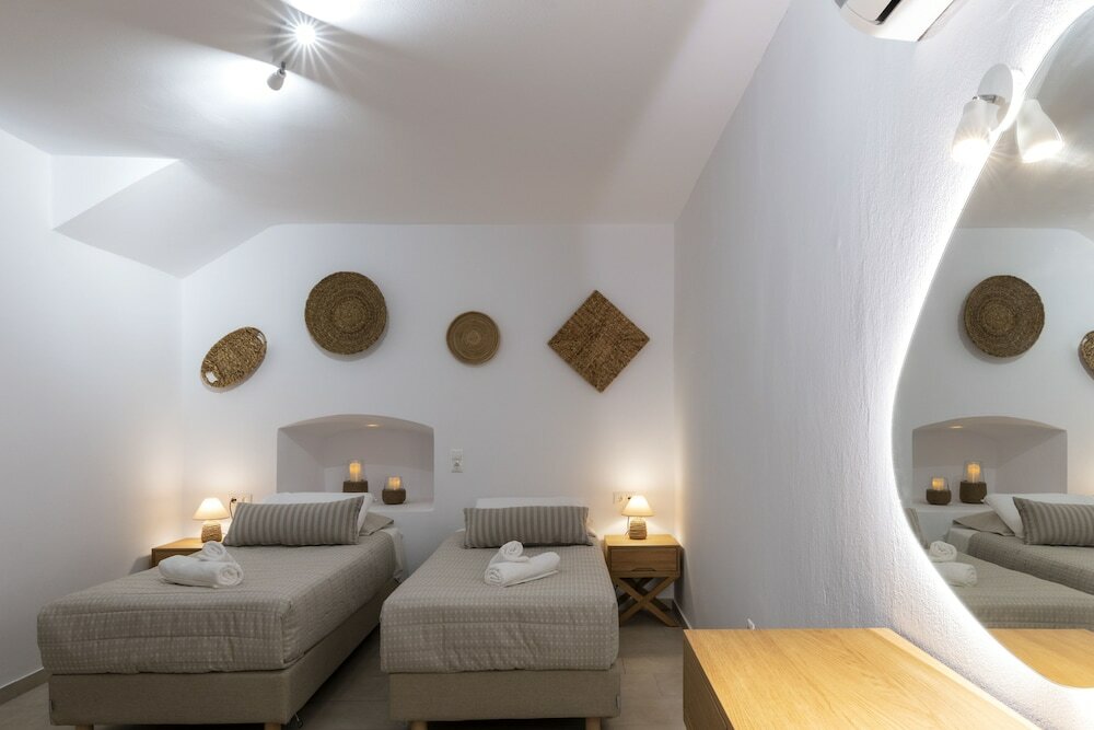 Фото Secret Garden Apartments