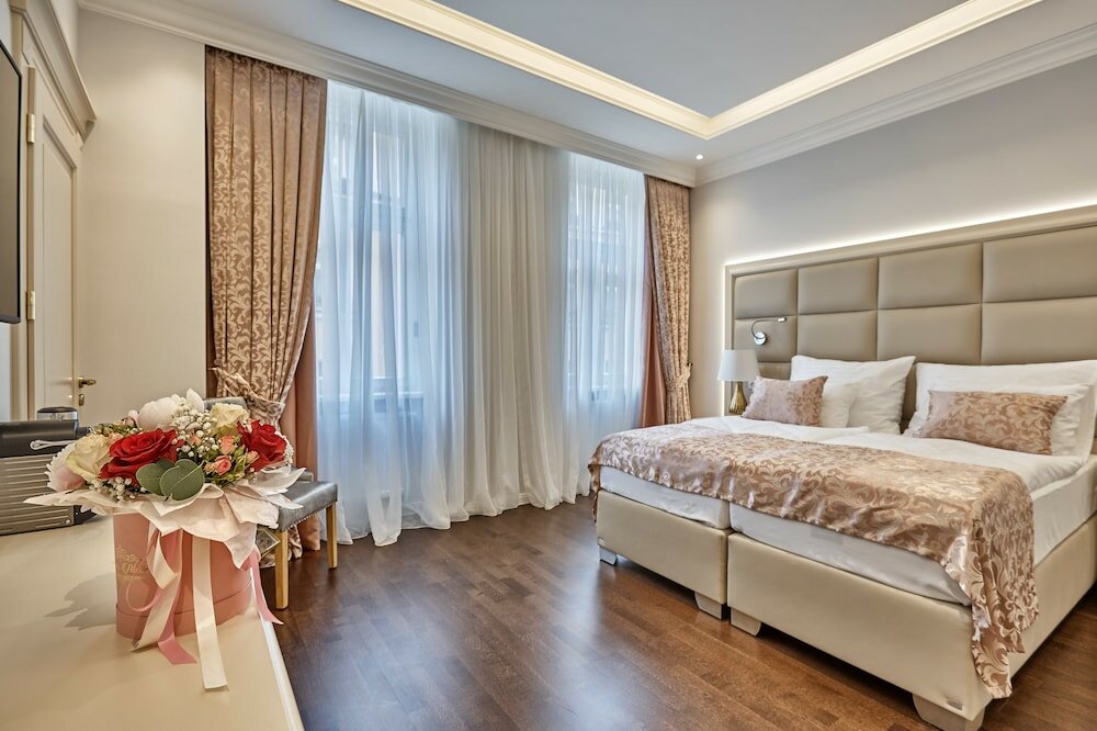 Фото Golden Key Boutique Hotel