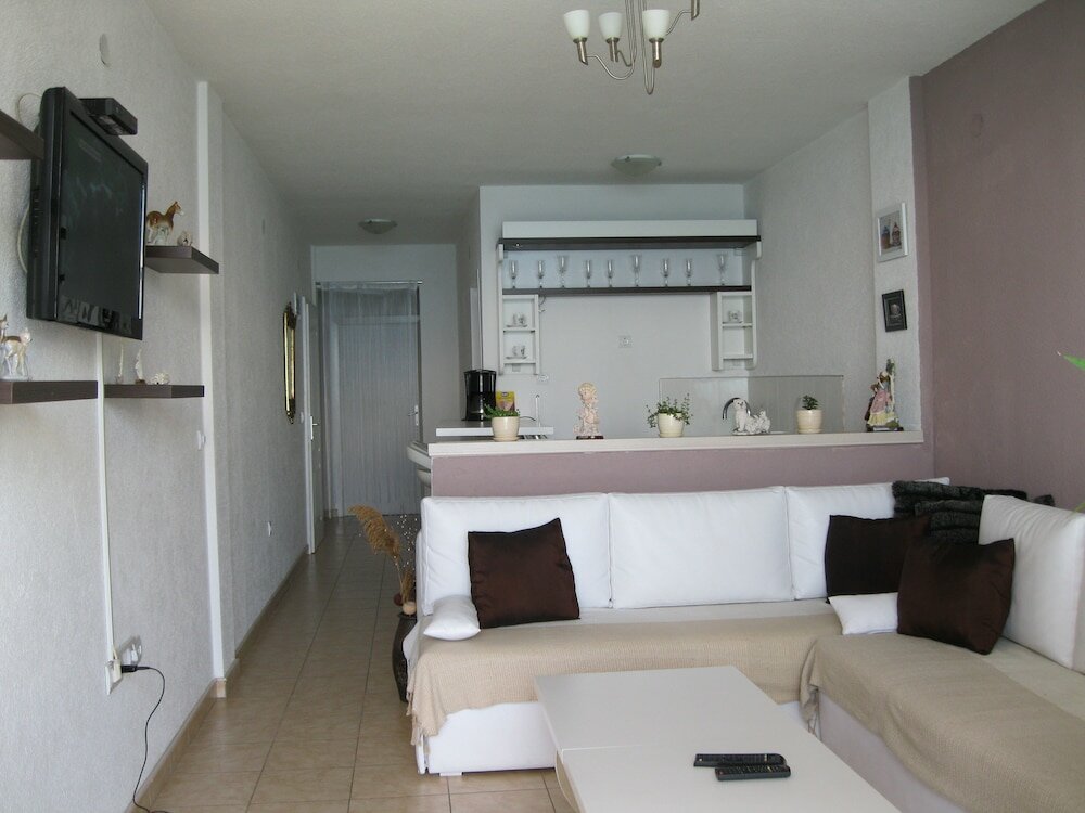 Фото Villa Eros Apartments