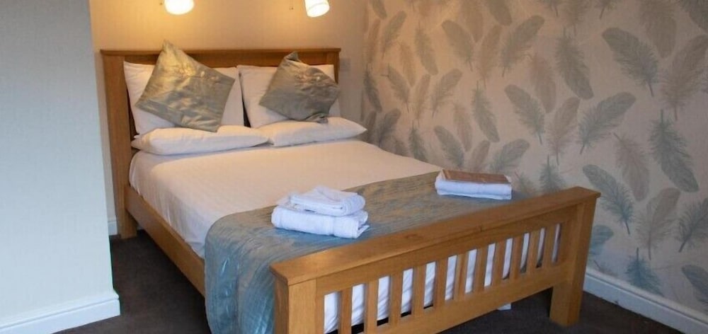 Фото Lochside Guest House