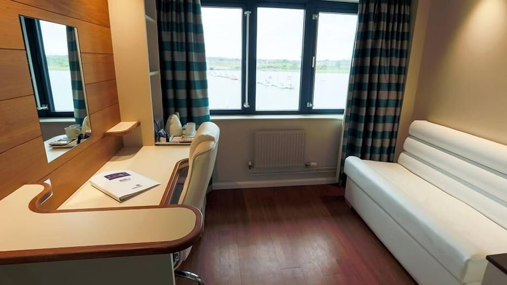 Фото Rnli College