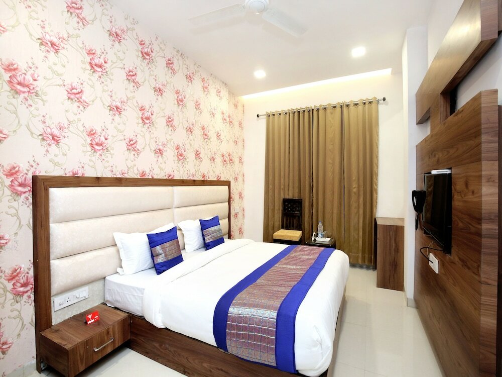 Фото Oyo 15208 Hotel Unique