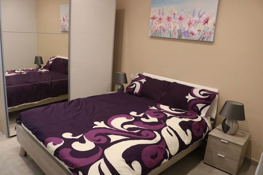 Фото Seaside Apartment