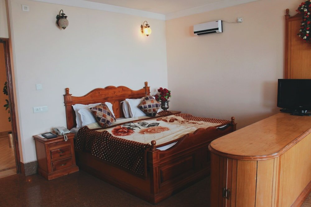 Фото Hotel Asian Plaza Mcleodganj