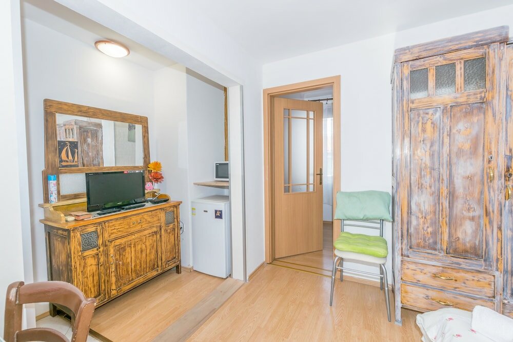 Фото Beautiful Rustical Apartment in Rovinj