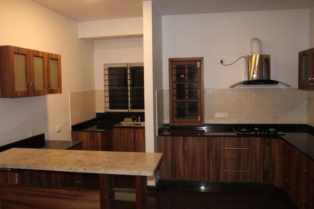 Фото Zions Hotel