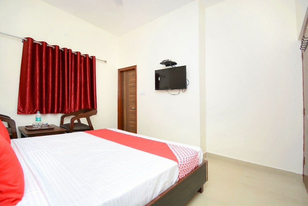 Фото Oyo 22993 Hotel Ozas Grand