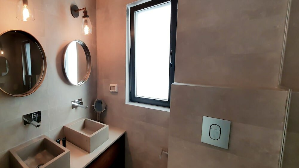 Фото Exclusive 3bdr Near Rothschild Tl40