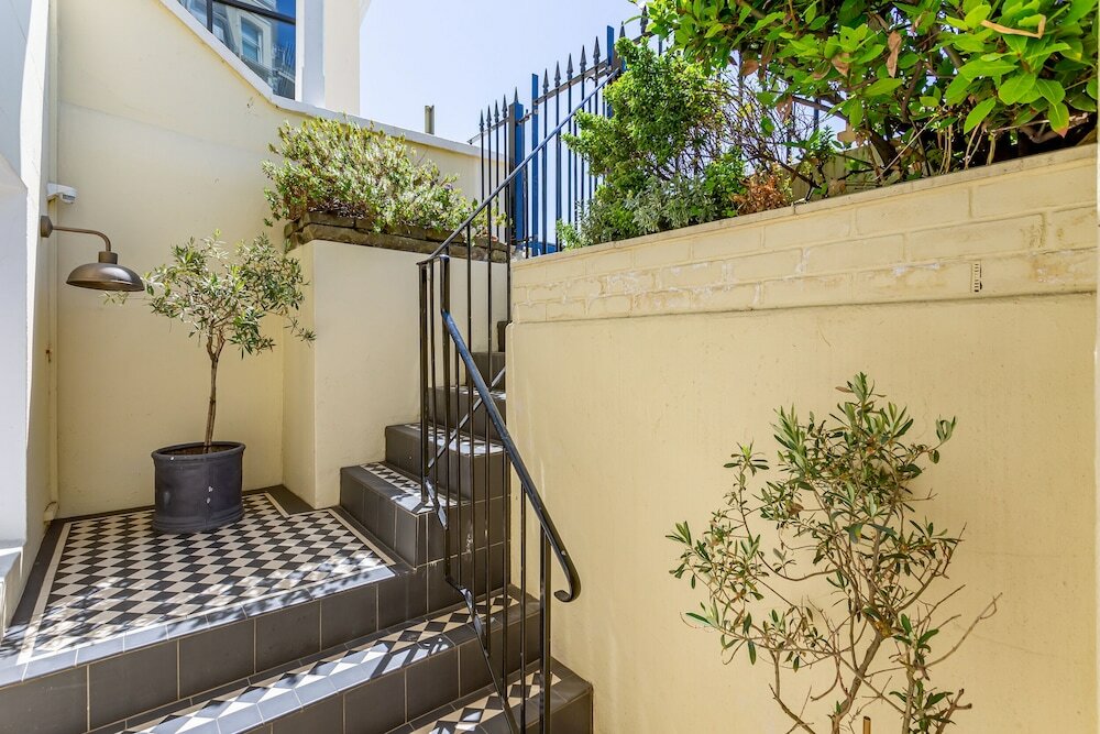 Фото Beaches Brighton 1