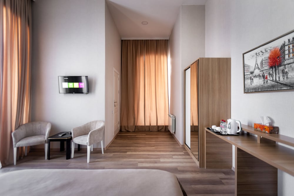 Фото Baku Palace Hotel