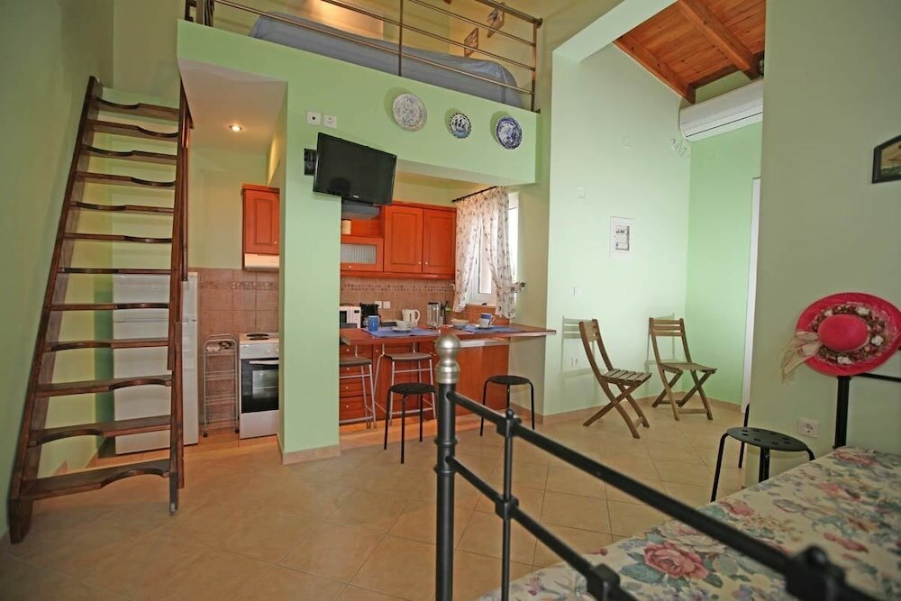 Фото Spedion Villa Gytheio