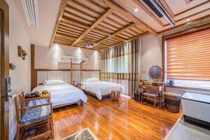 Riverside Boutique Inn (Hunan Province, gorodskoy okrug Chzhantszyatsze, Zhangjiajie Hehua International Airport), hotel