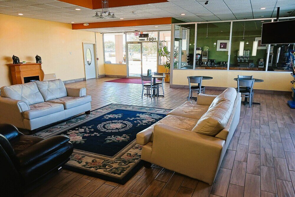 Фото USA Inn Junction City Near Fort Riley