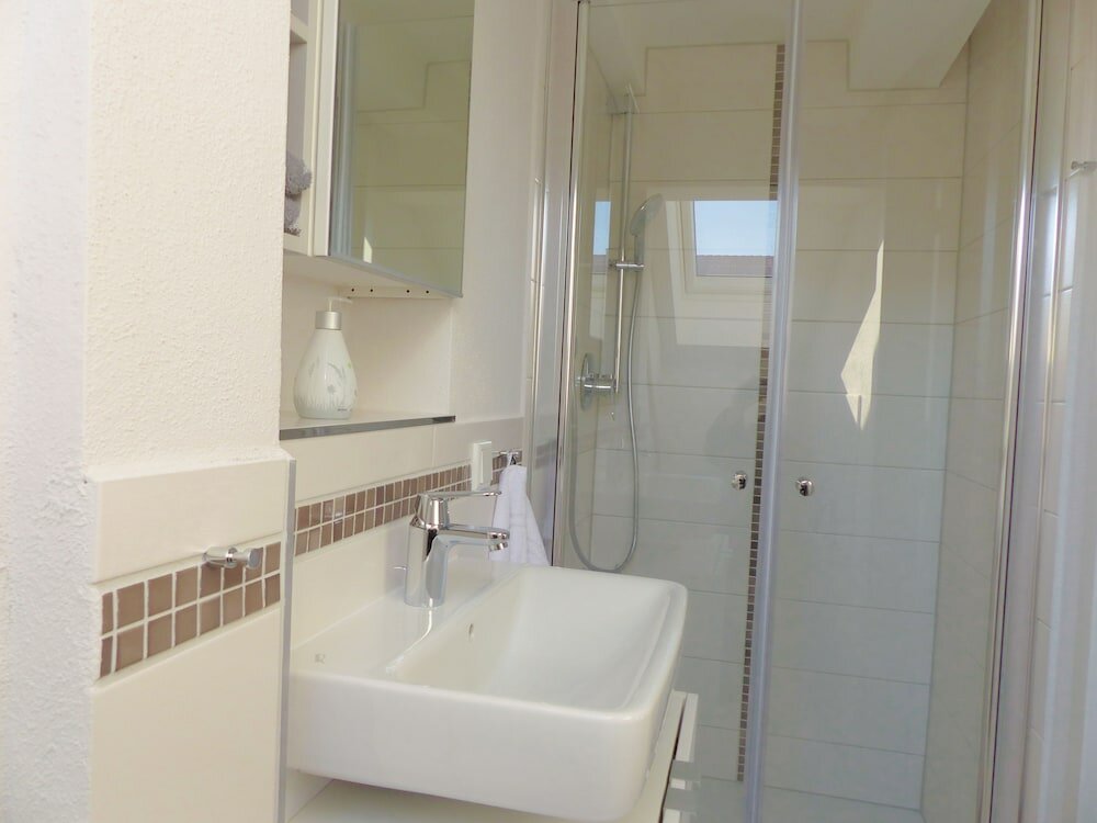 Фото Ferienwohnungen Flora