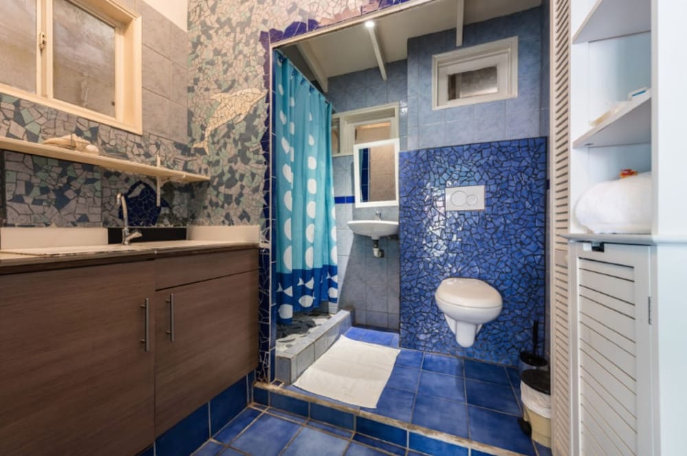 Фото Sunflower Villa Studios by Cmd