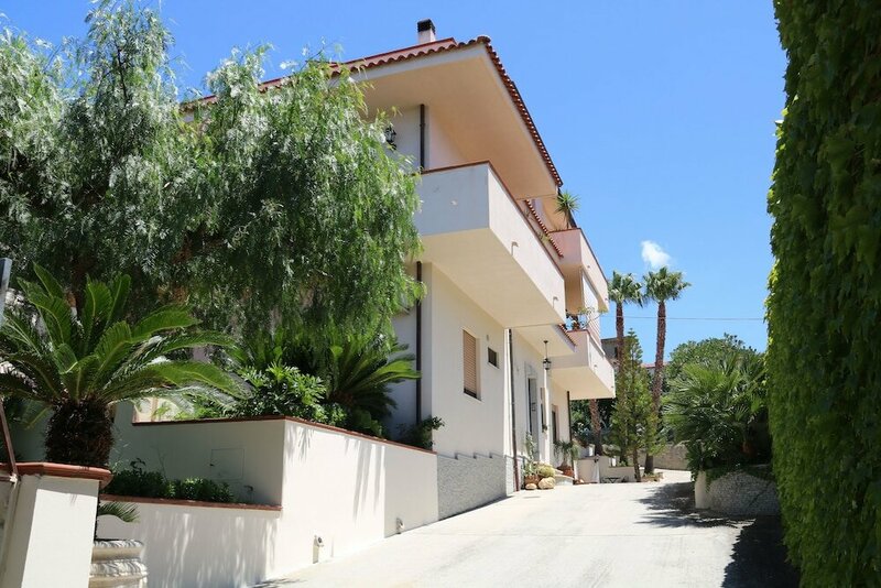 Гостиница B&b La Piccola Oasi