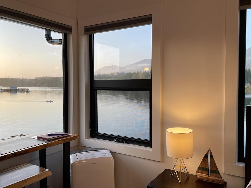 Фото Shore Thing