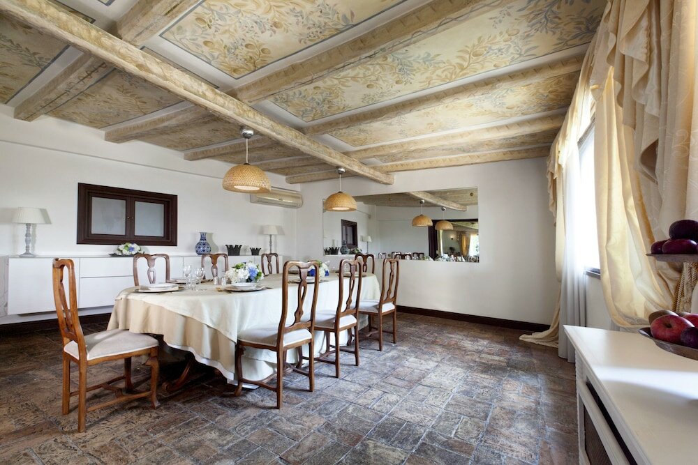 Фото Villa delle Fontane