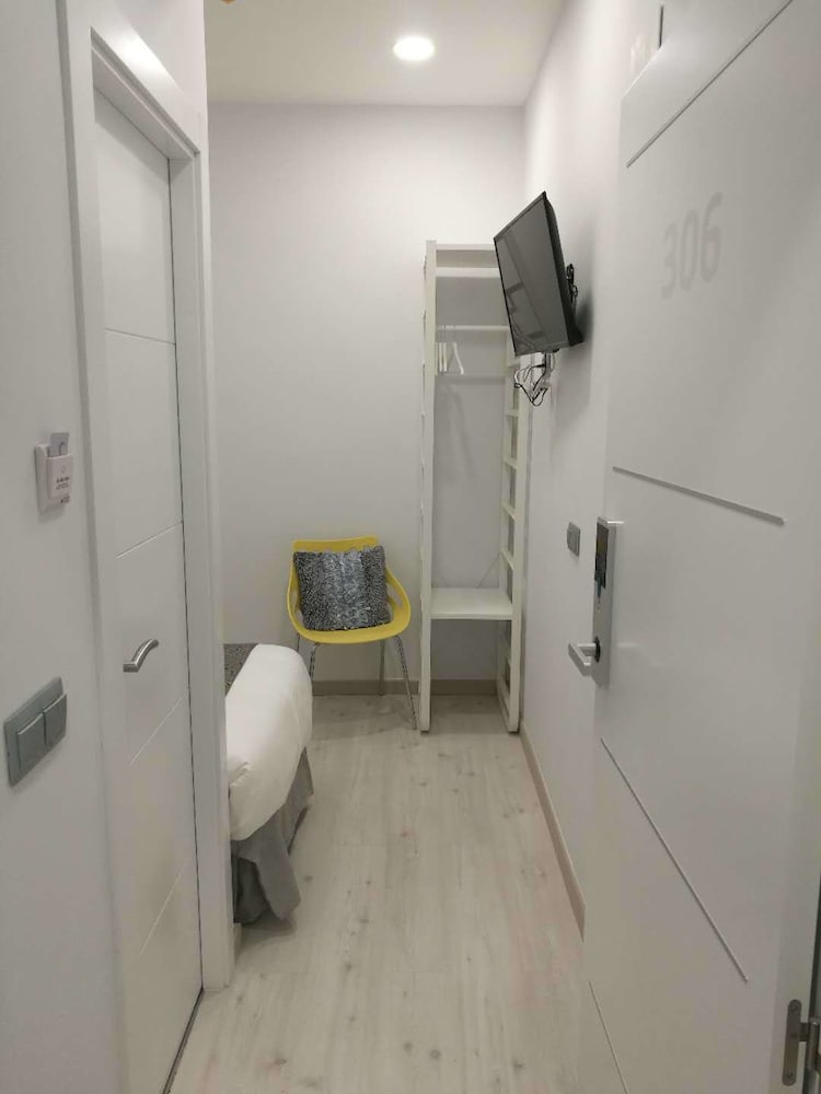 Фото Hostal Palacio Luna