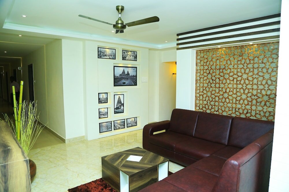 Фото Hotel Kek Grand Park