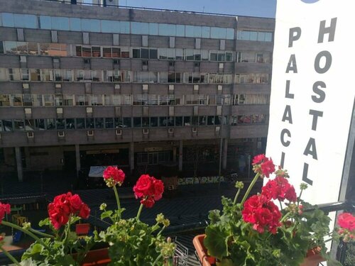 Хостел Hostal Palacio Luna в Мадриде