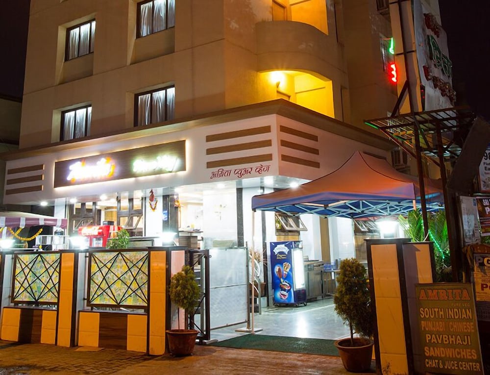Фото Amrita Executive Hotel
