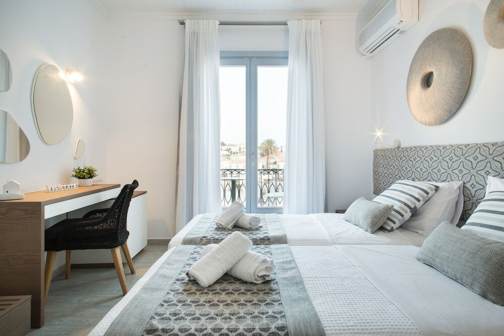 Фото Klimis Hotel