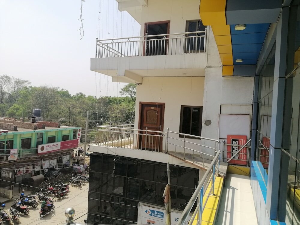 Фото Hotel Suramma