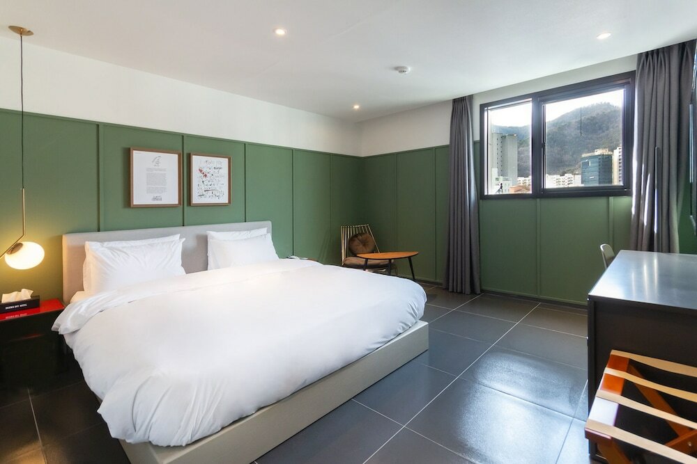 Фото Brown Dot Hotel Geoje