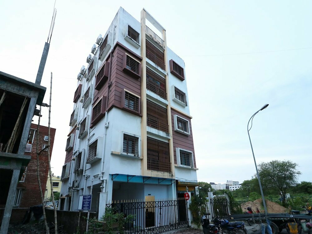 Hotel Oyo 7111 Fanindra Guest House, Calcutta, photo