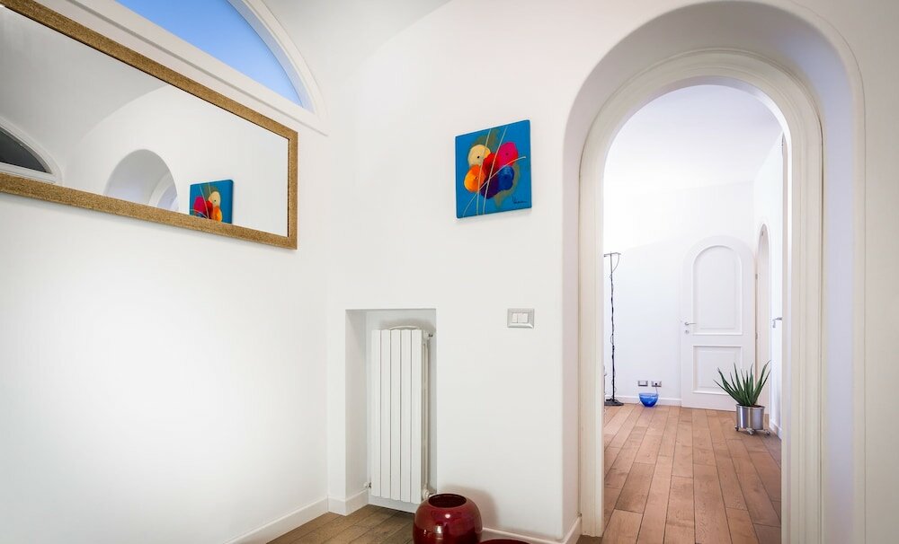 Фото MyHomeInComo - MC Julian Apartment