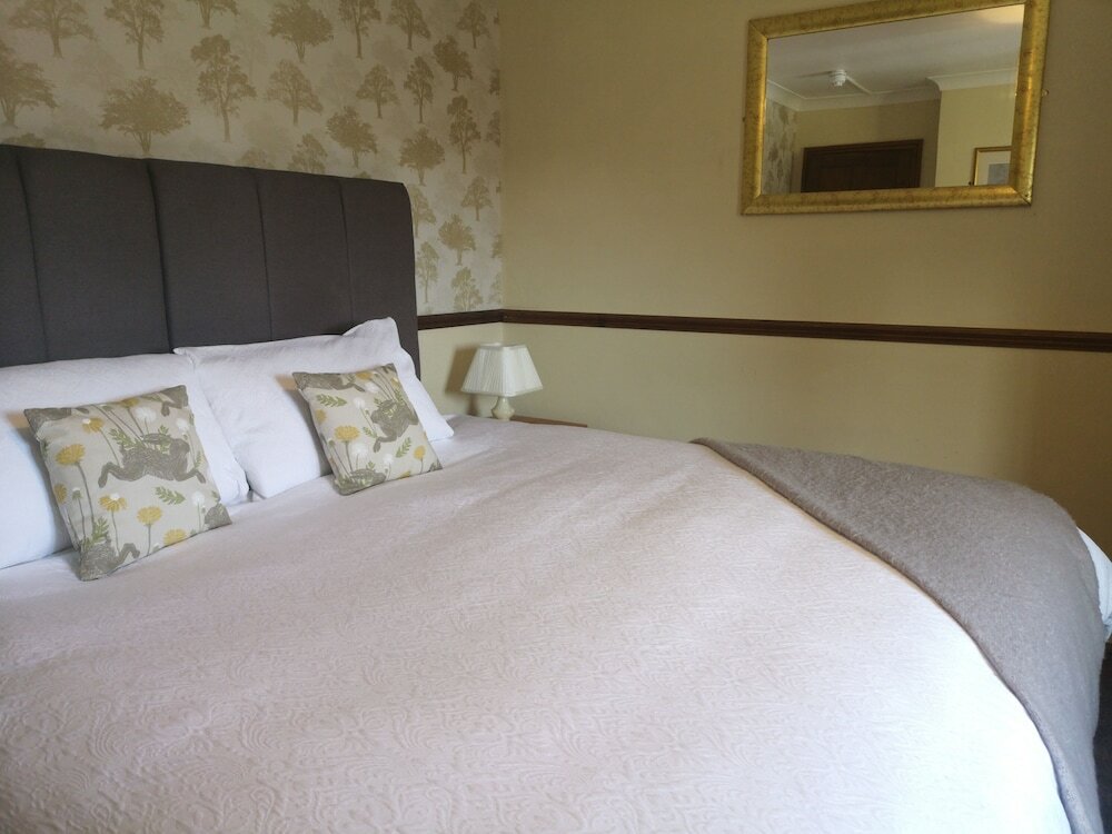 Фото The George Inn