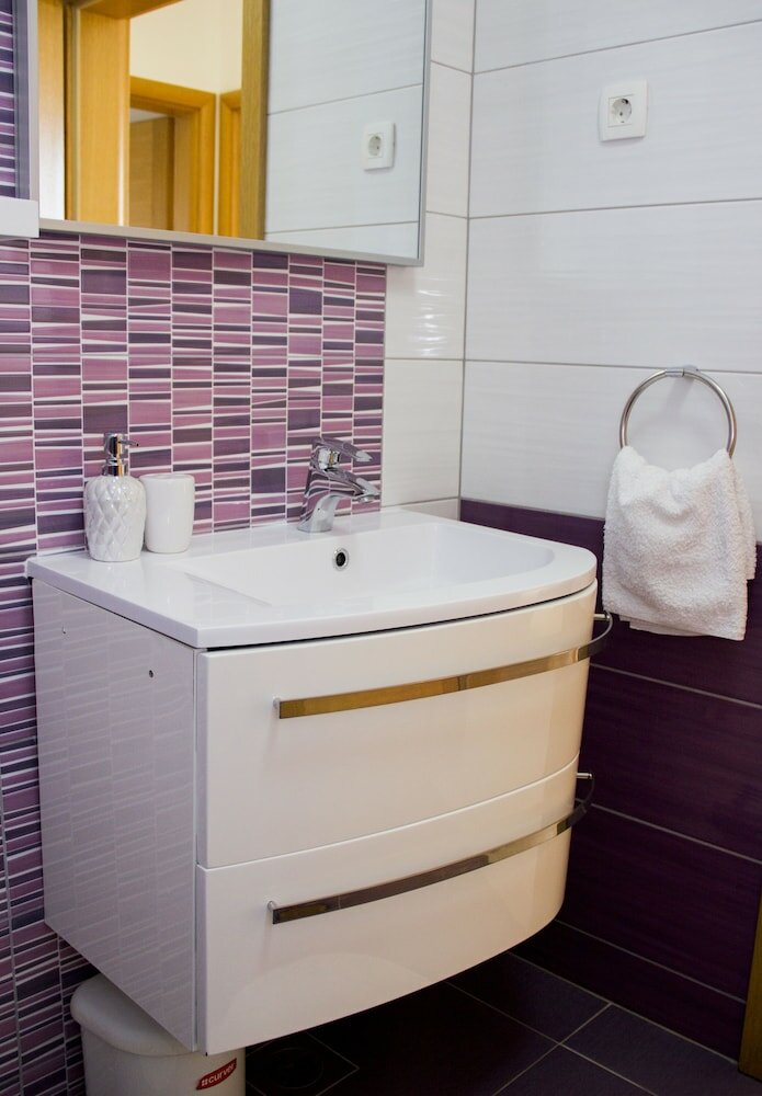 Фото Apartments Karla