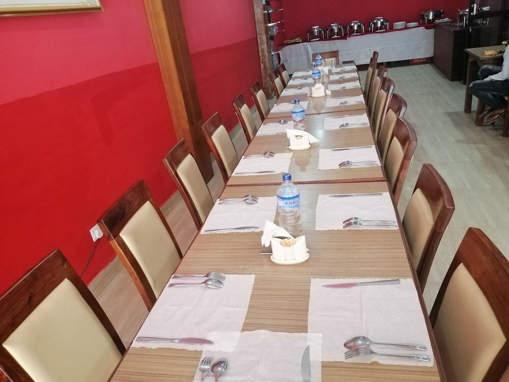 Фото Hotel Suramma