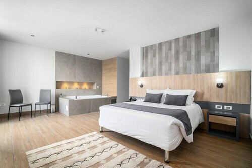 Гостиница Hotel Plaza del Lili в Кали