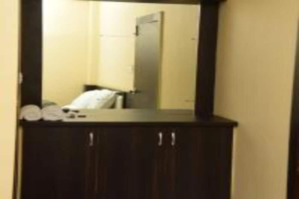 Фото Hotel Fun N Food