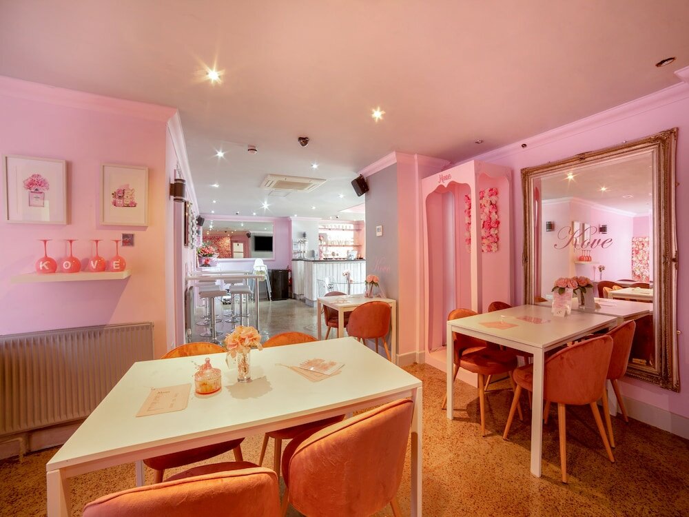 Фото Oyo Kingsley Hotel