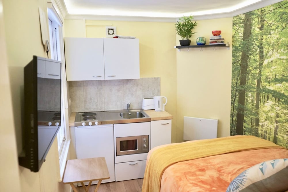 Фото Cosy Studio in the Heart of Trendy Kemptown