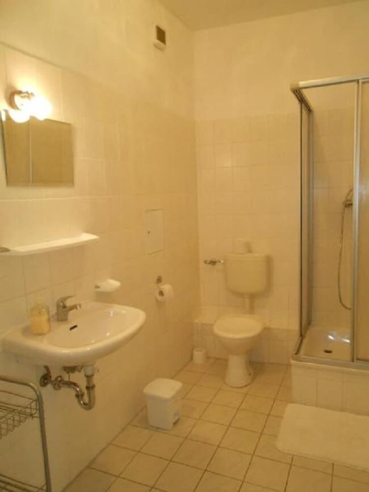 Фото Hotel-Pension St. Nicolai