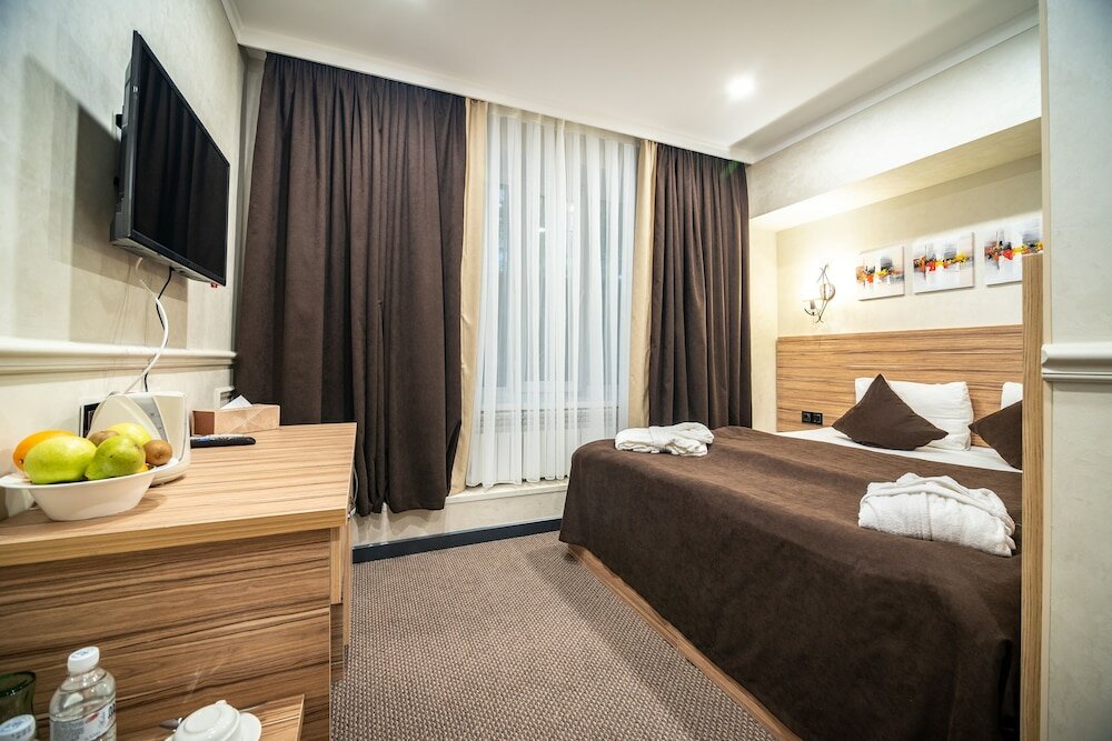 Фото Mildom City