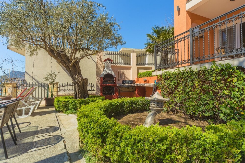 Фото Villa Nena Apartments