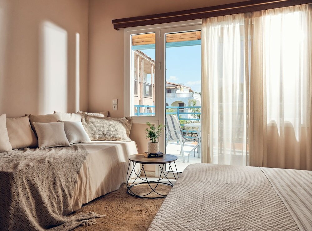 Фото Alkyonis Hotel