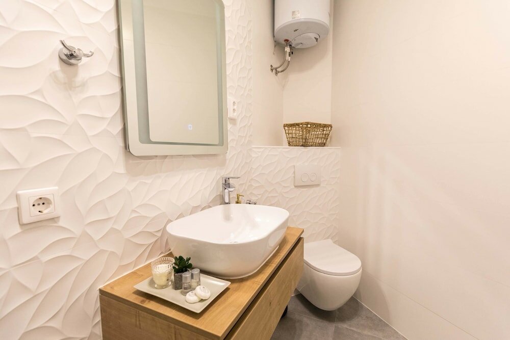 Фото Luxury Rooms With Balcony