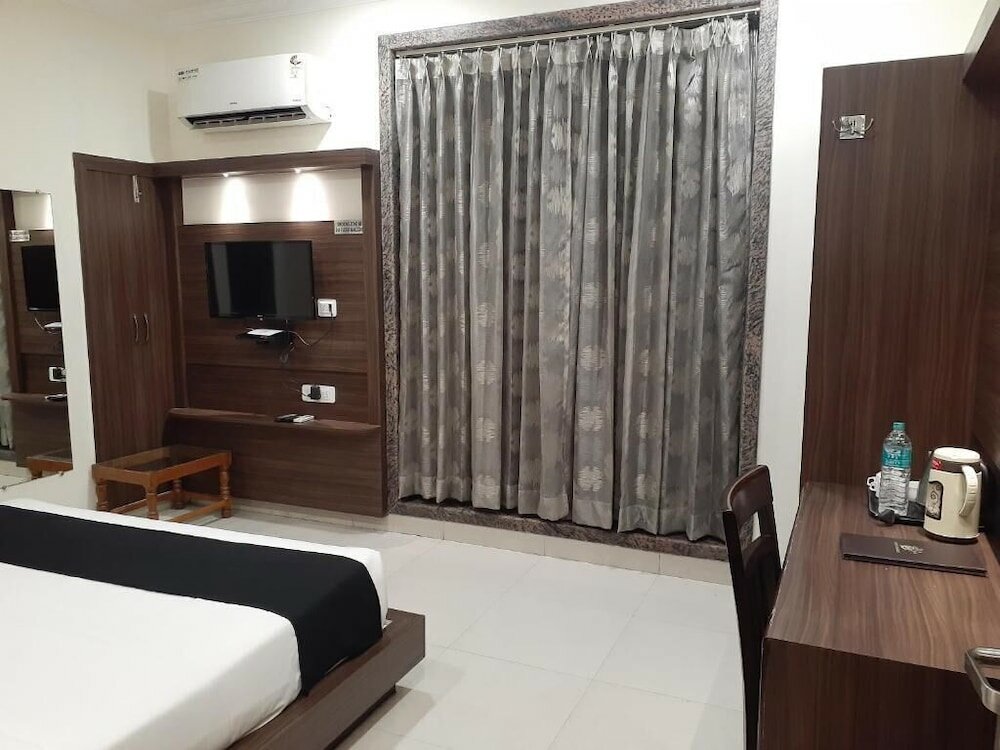 Фото Hotel Gyangarh