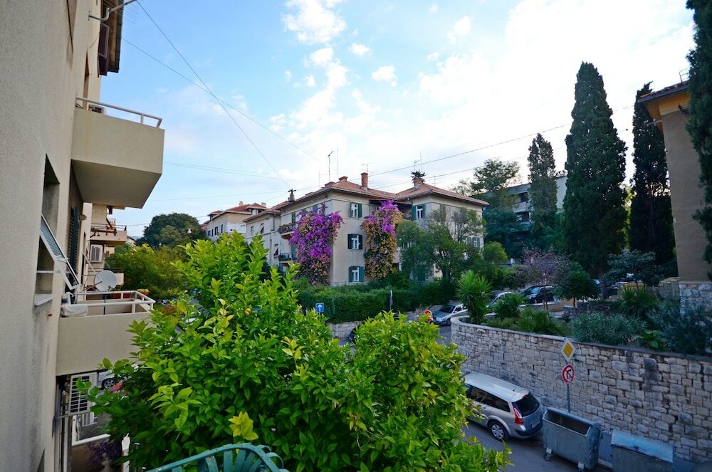 Фото Apartments Istarska - Adults Only