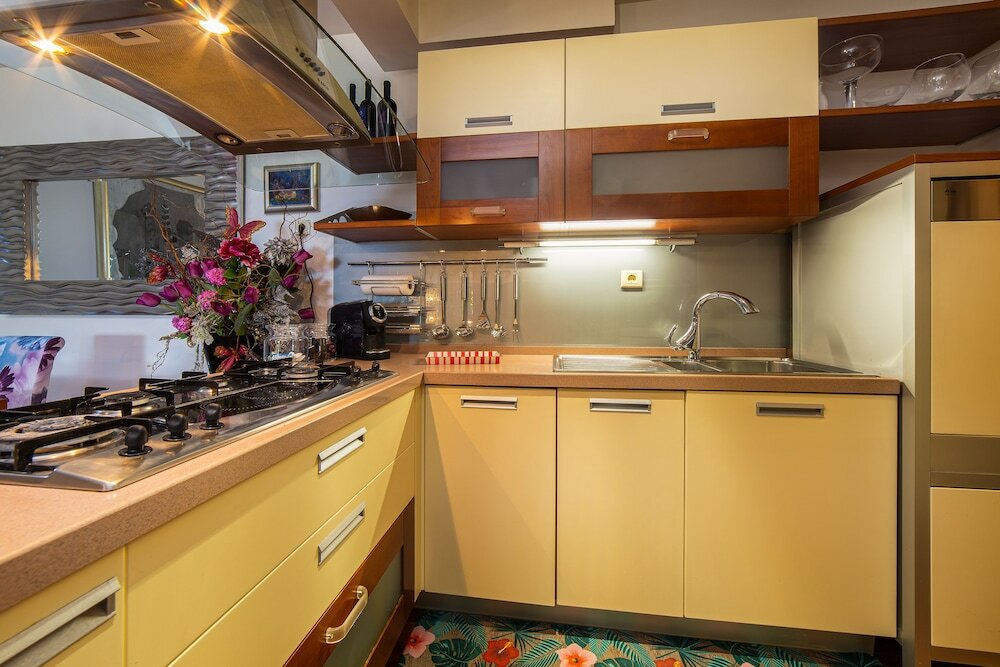 Фото Zen Luxury Apartment