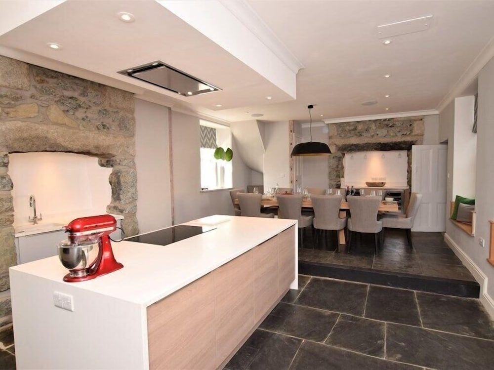 Фото Nanplough Country House and Cottages