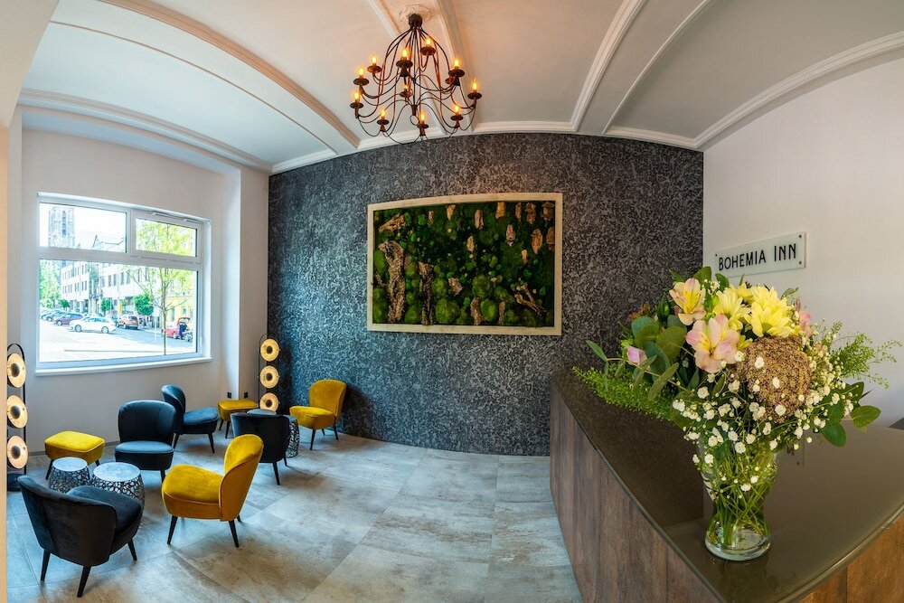 Фото Bohemia Inn Hotel