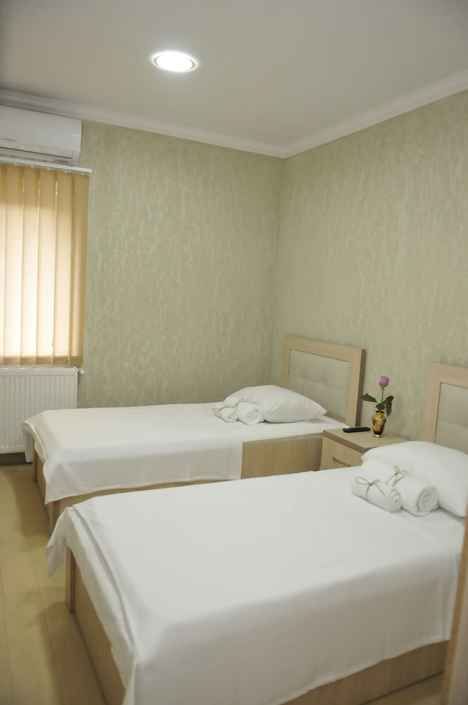 Фото Отель Pomegranate